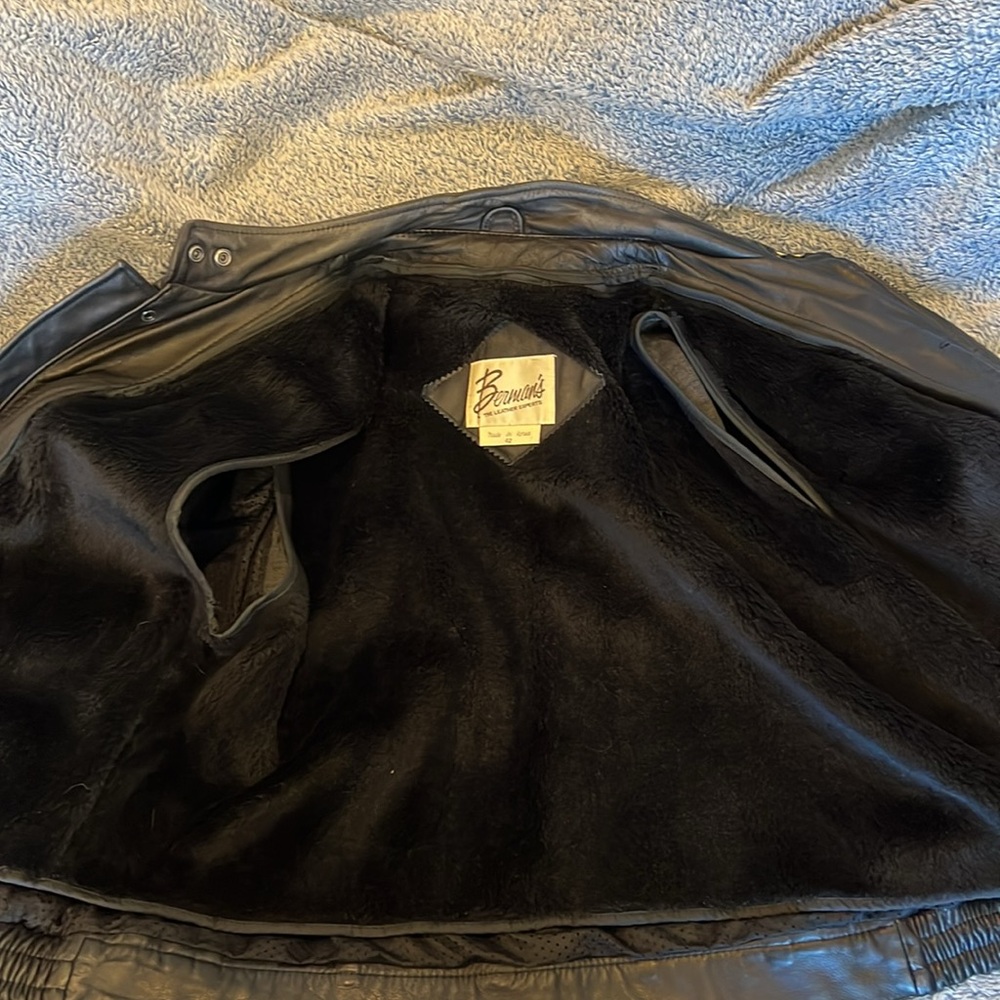 Berman’s vintage leather motorcycle jacket - Picture 8 of 16